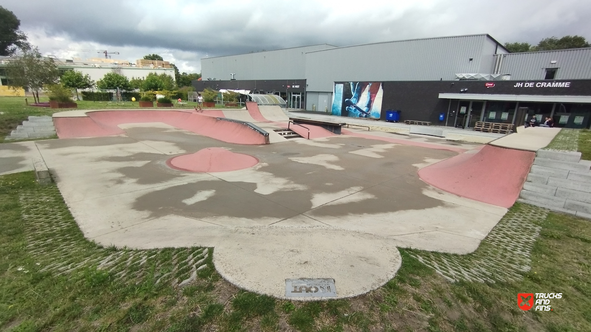 Stekene skatepark